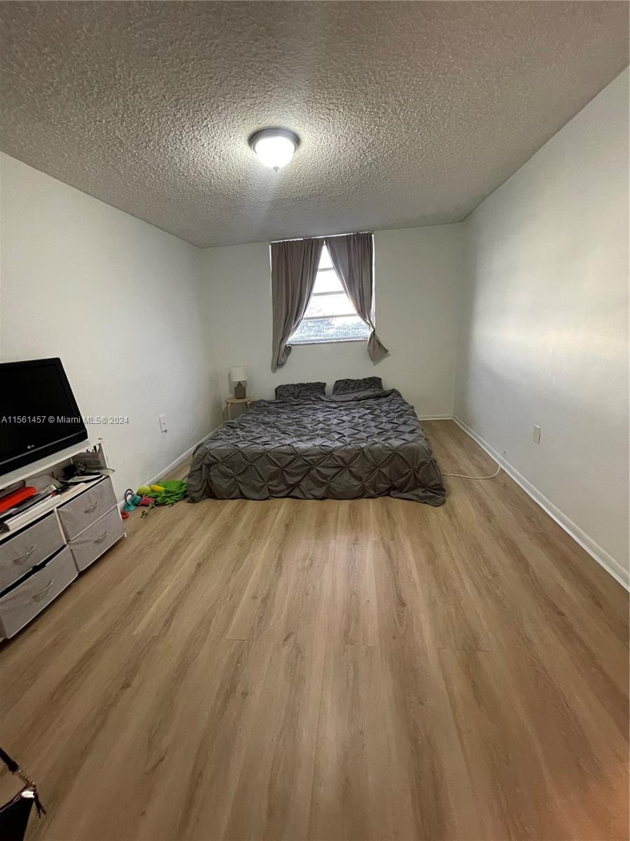 1145 Normandy Dr 505, Miami Beach, Florida 33141, 2 Bedrooms Bedrooms, ,1 BathroomBathrooms,Residentiallease,For Rent,1145 Normandy Dr 505,A11561457