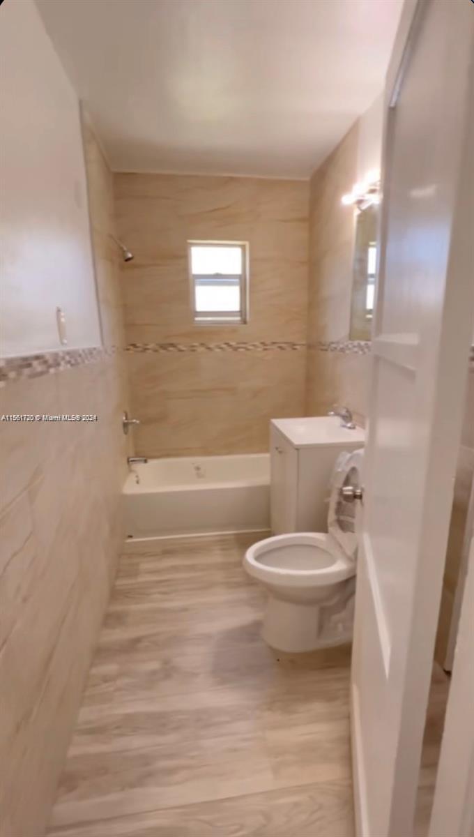 295 NE 82nd St 1, Miami, Florida 33138, 1 Bedroom Bedrooms, ,1 BathroomBathrooms,Residentiallease,For Rent,295 NE 82nd St 1,A11561720