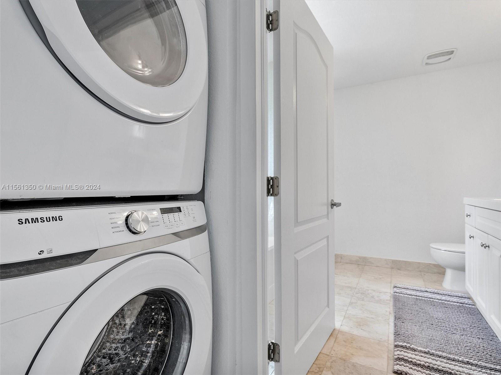 520 NE 29th St TH2, Miami, Florida 33137, 1 Bedroom Bedrooms, ,1 BathroomBathrooms,Residential,For Sale,520 NE 29th St TH2,A11561350