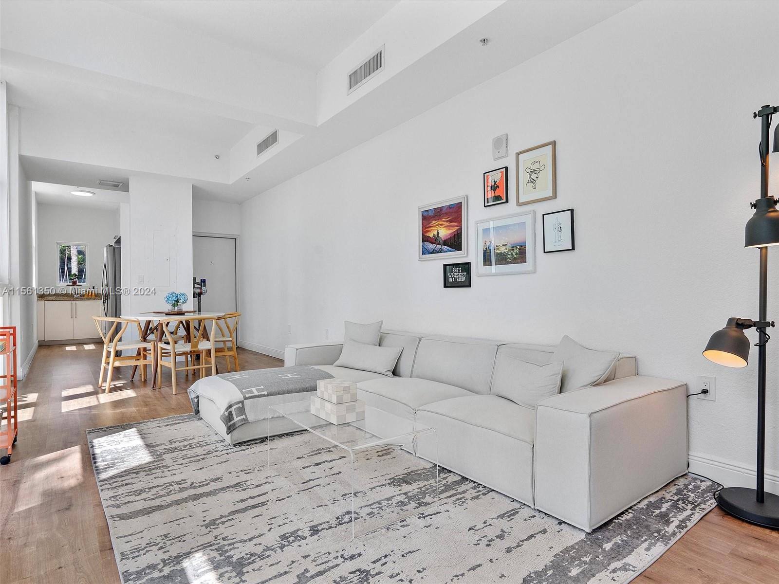 520 NE 29th St TH2, Miami, Florida 33137, 1 Bedroom Bedrooms, ,1 BathroomBathrooms,Residential,For Sale,520 NE 29th St TH2,A11561350