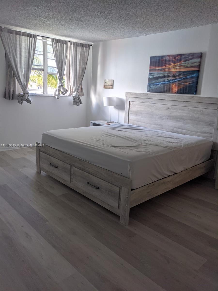 7900 Tatum Waterway Dr 211, Miami Beach, Florida 33141, 2 Bedrooms Bedrooms, ,1 BathroomBathrooms,Residential,For Sale,7900 Tatum Waterway Dr 211,A11559649