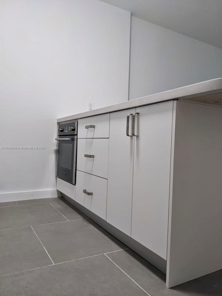 7900 Tatum Waterway Dr 211, Miami Beach, Florida 33141, 2 Bedrooms Bedrooms, ,1 BathroomBathrooms,Residential,For Sale,7900 Tatum Waterway Dr 211,A11559649