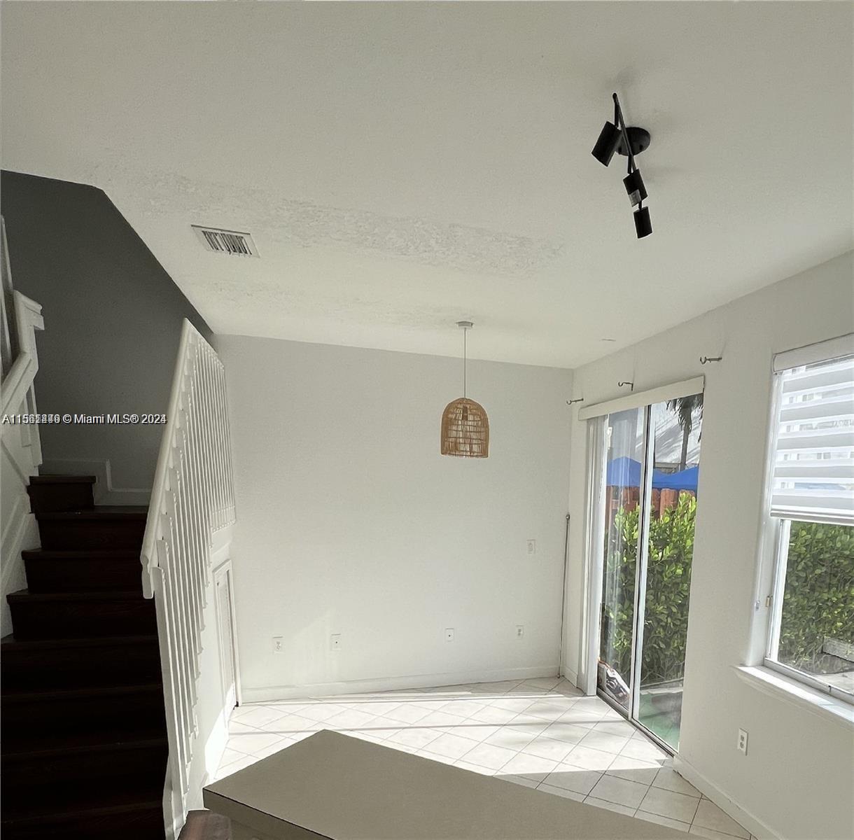 5570 NW 107th Ave 907, Doral, Florida 33178, 4 Bedrooms Bedrooms, ,3 BathroomsBathrooms,Residential,For Sale,5570 NW 107th Ave 907,A11561449