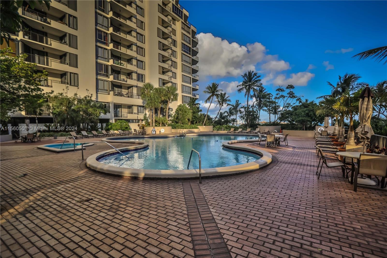 520 Brickell Key Dr A1617, Miami, Florida 33131, ,1 BathroomBathrooms,Residential,For Sale,520 Brickell Key Dr A1617,A11560508