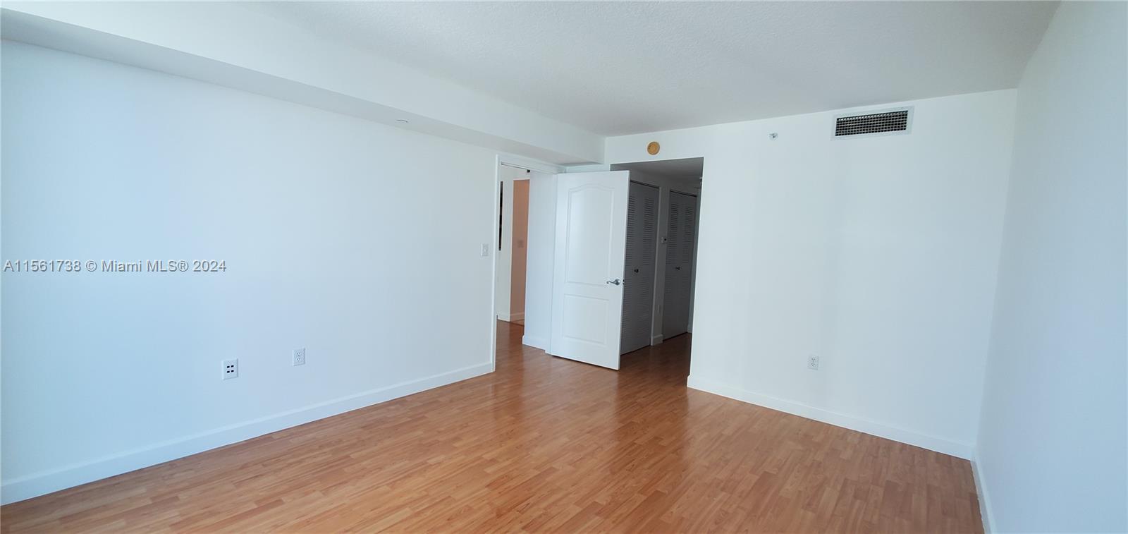2101 Brickell Ave 1808, Miami, Florida 33129, 1 Bedroom Bedrooms, ,1 BathroomBathrooms,Residentiallease,For Rent,2101 Brickell Ave 1808,A11561738