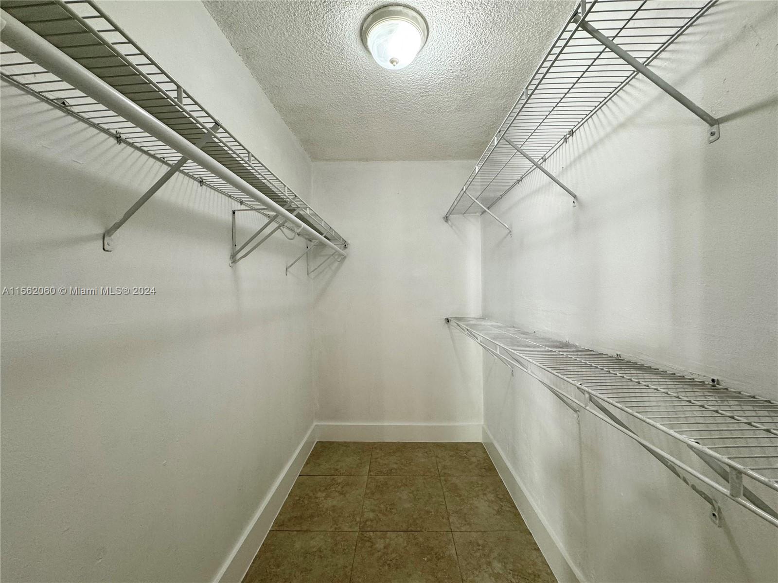 1801 S Treasure Dr 109, North Bay Village, Florida 33141, 1 Bedroom Bedrooms, ,1 BathroomBathrooms,Residentiallease,For Rent,1801 S Treasure Dr 109,A11562060