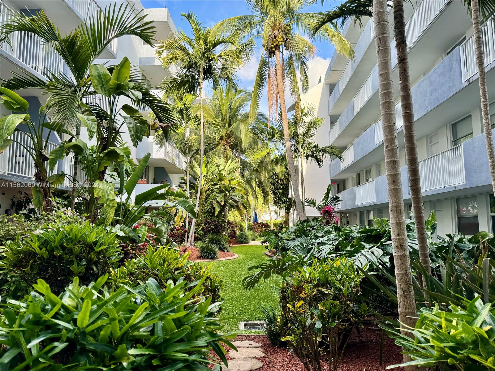 1801 S Treasure Dr 109, North Bay Village, Florida 33141, 1 Bedroom Bedrooms, ,1 BathroomBathrooms,Residentiallease,For Rent,1801 S Treasure Dr 109,A11562060