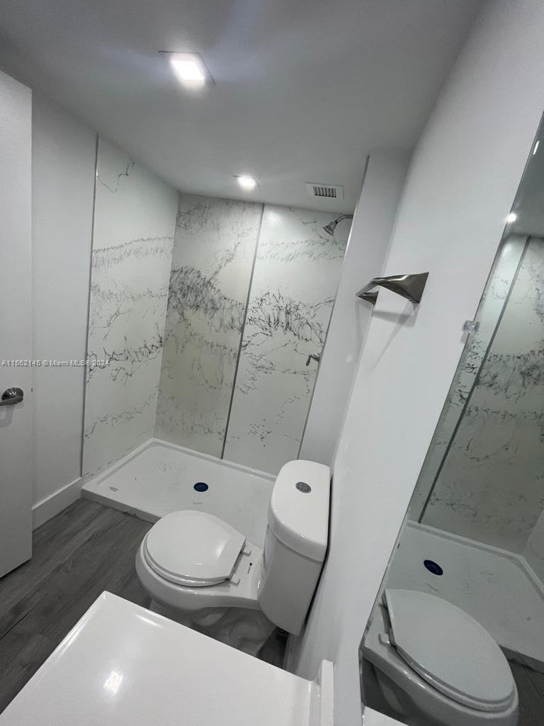 6921 Environ Blvd 7P, Lauderhill, Florida 33319, 2 Bedrooms Bedrooms, ,2 BathroomsBathrooms,Residentiallease,For Rent,6921 Environ Blvd 7P,A11562145