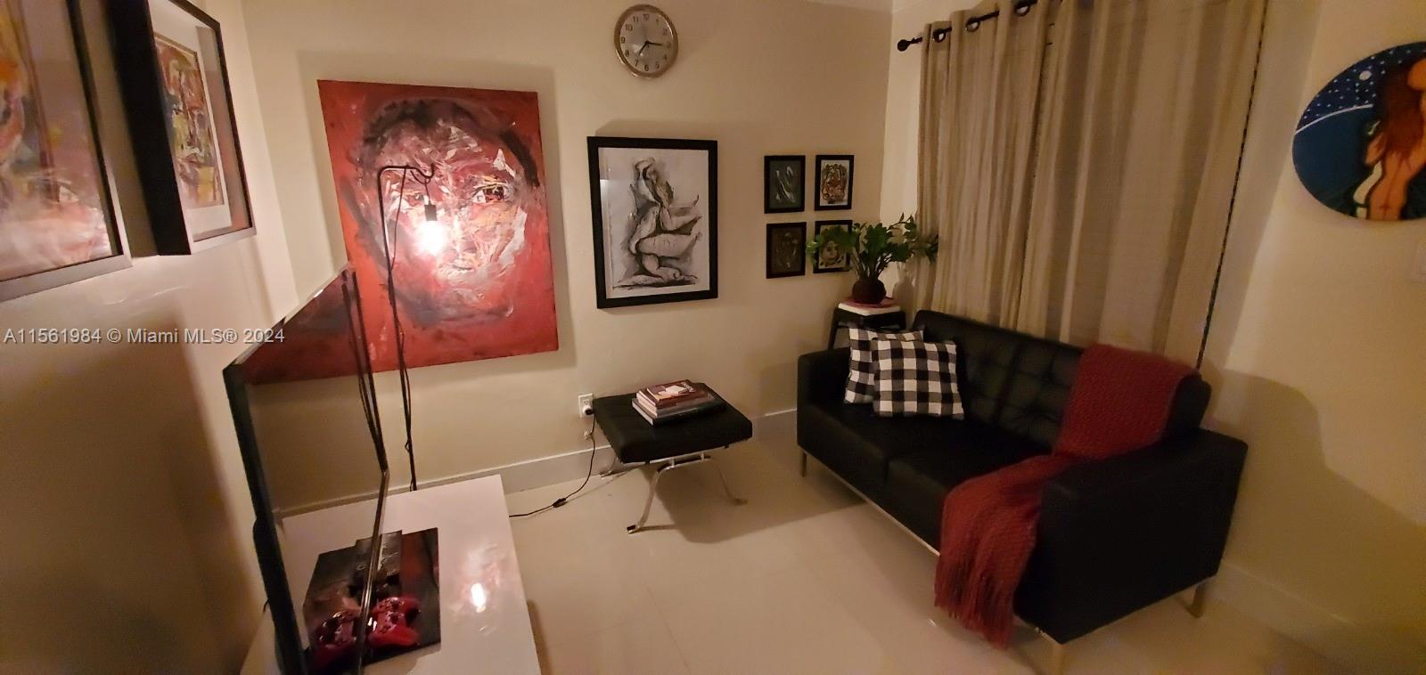 1014 Salzedo St 107, Coral Gables, Florida 33134, 1 Bedroom Bedrooms, ,1 BathroomBathrooms,Residential,For Sale,1014 Salzedo St 107,A11561984