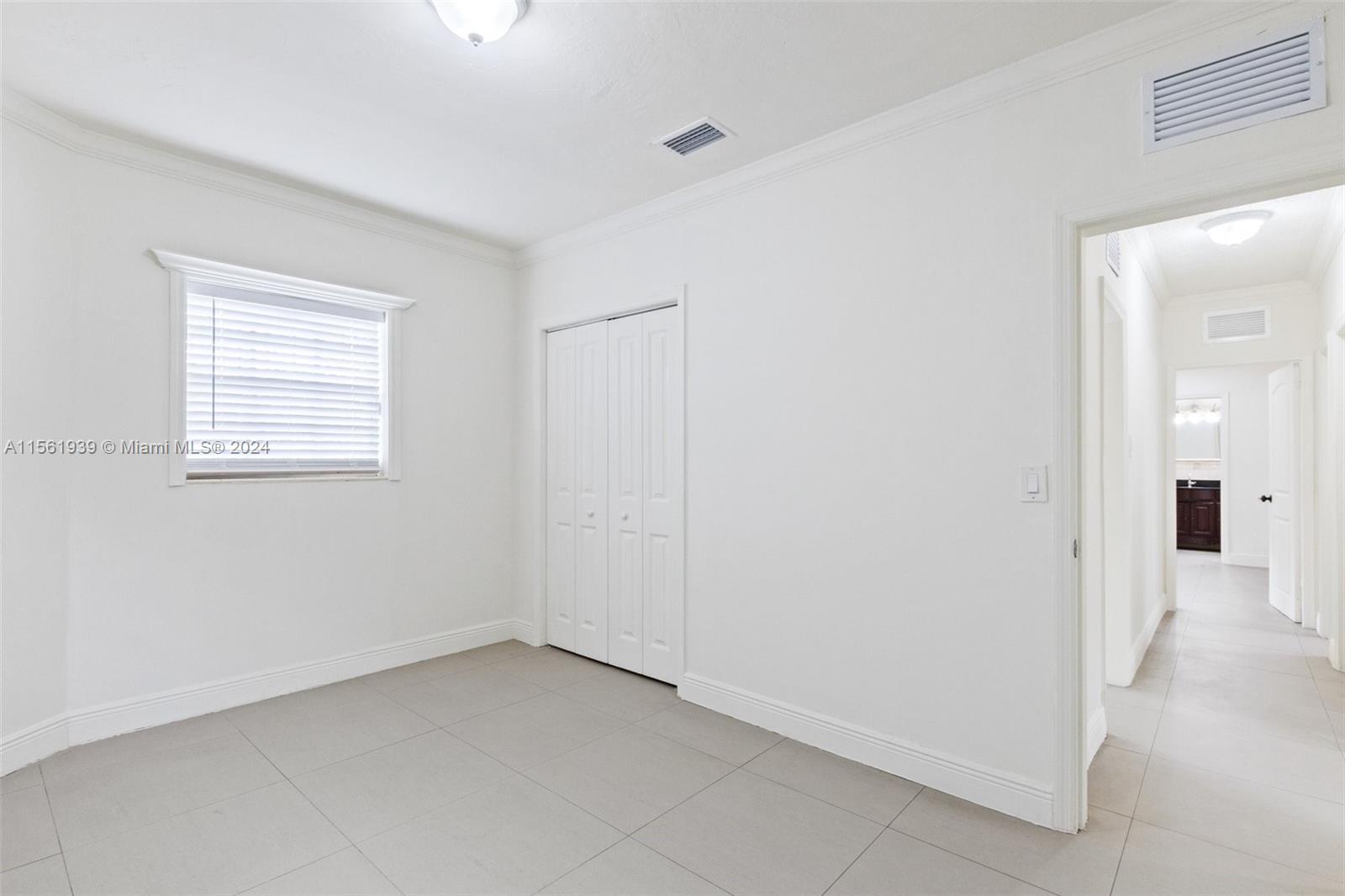 1015 NW 17th Ct, Miami, Florida 33125, 4 Bedrooms Bedrooms, ,3 BathroomsBathrooms,Residentiallease,For Rent,1015 NW 17th Ct,A11561939