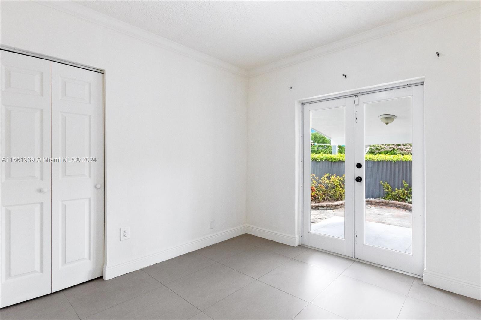 1015 NW 17th Ct, Miami, Florida 33125, 4 Bedrooms Bedrooms, ,3 BathroomsBathrooms,Residentiallease,For Rent,1015 NW 17th Ct,A11561939