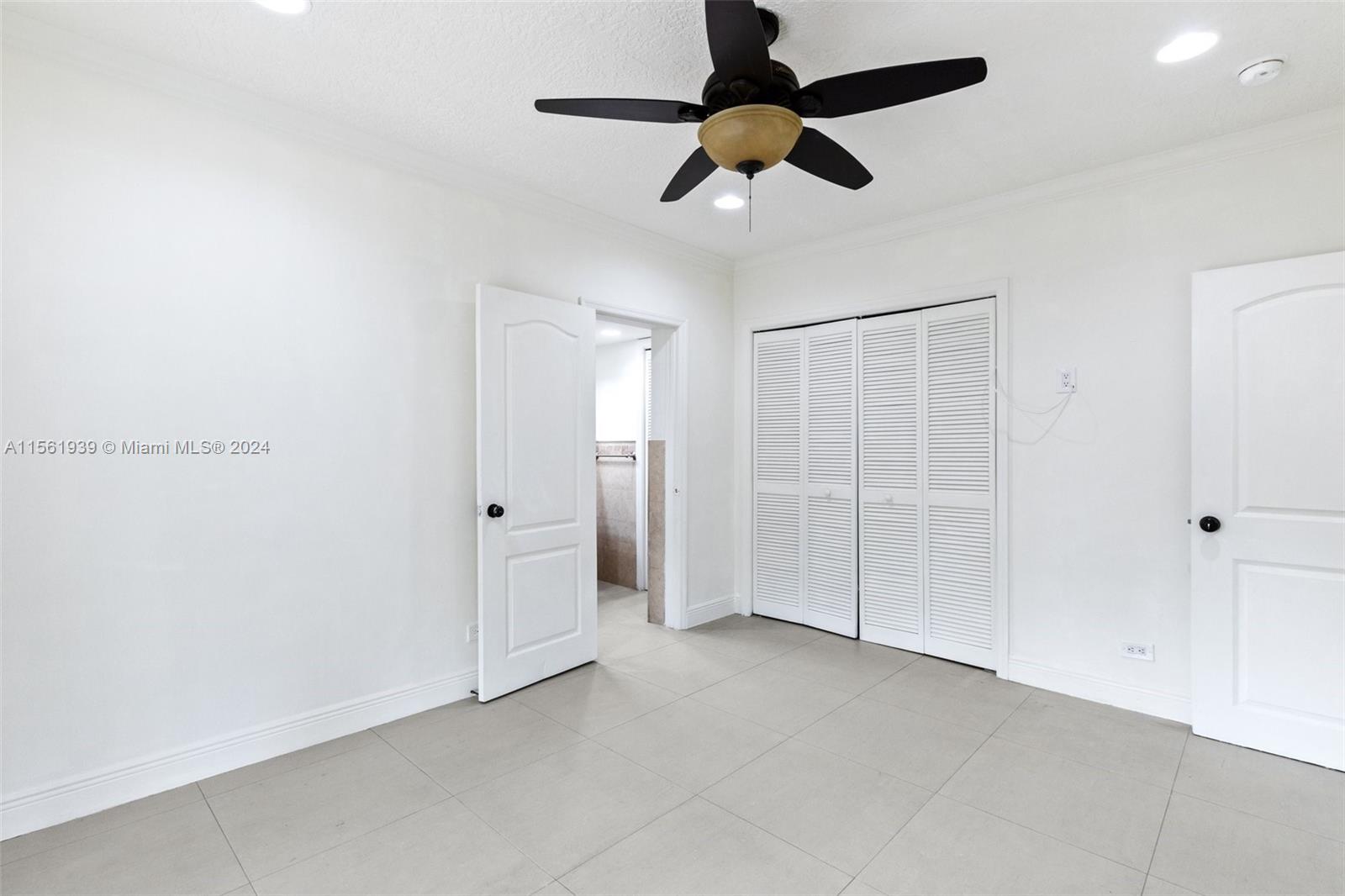 1015 NW 17th Ct, Miami, Florida 33125, 4 Bedrooms Bedrooms, ,3 BathroomsBathrooms,Residentiallease,For Rent,1015 NW 17th Ct,A11561939