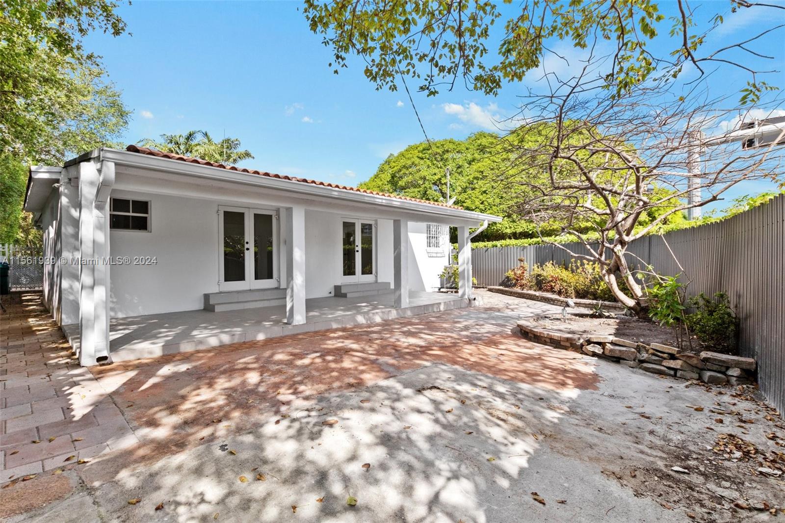 1015 NW 17th Ct, Miami, Florida 33125, 4 Bedrooms Bedrooms, ,3 BathroomsBathrooms,Residentiallease,For Rent,1015 NW 17th Ct,A11561939