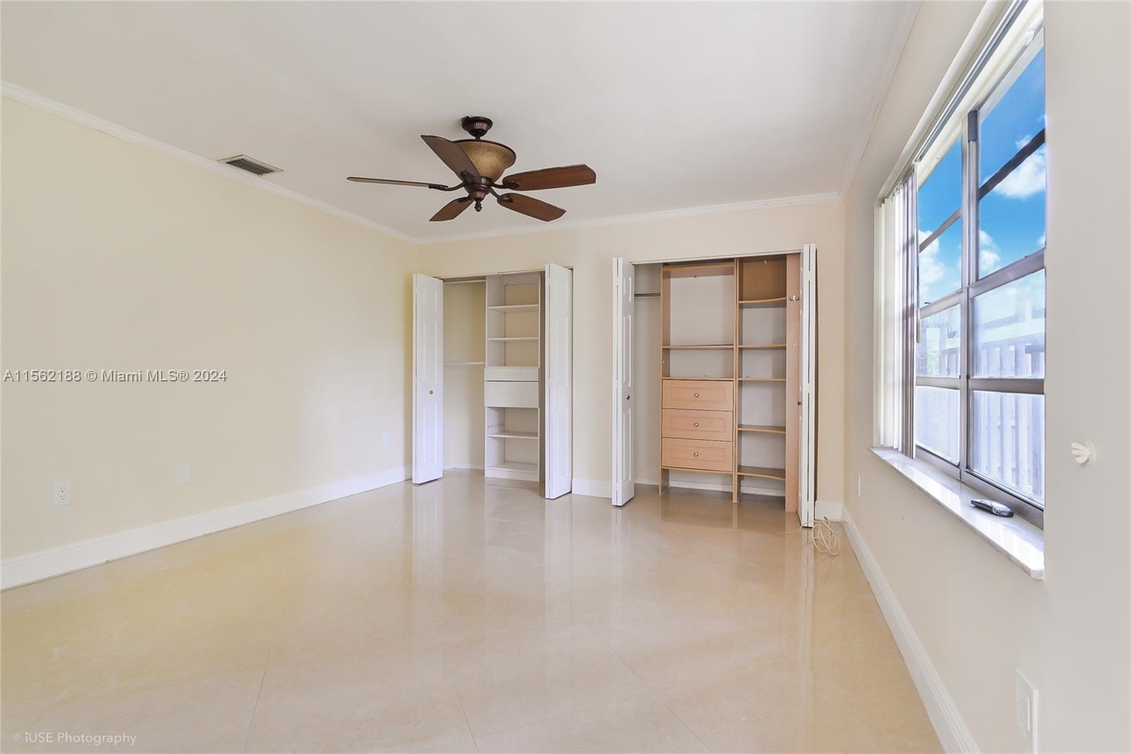 19337 NW 62nd Ave A, Hialeah, Florida 33015, 5 Bedrooms Bedrooms, ,2 BathroomsBathrooms,Residentiallease,For Rent,19337 NW 62nd Ave A,A11562188