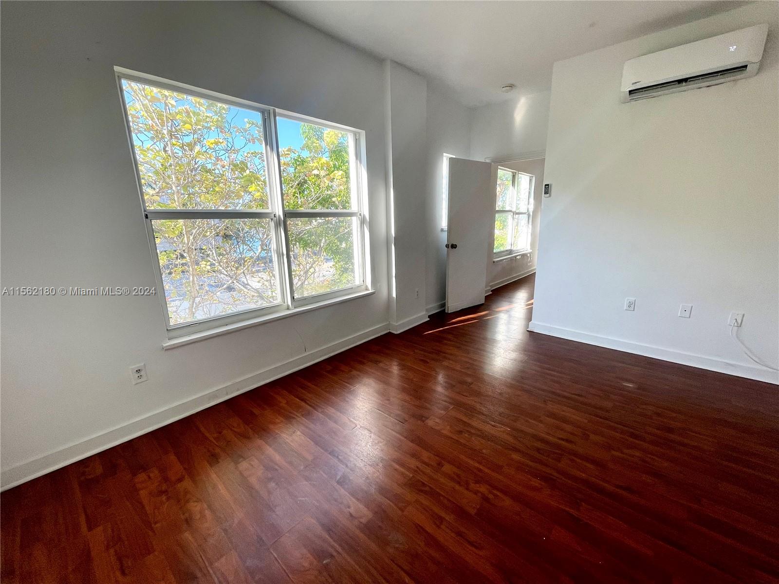 4035 N Meridian Ave 304, Miami Beach, Florida 33140, 1 Bedroom Bedrooms, ,1 BathroomBathrooms,Residentiallease,For Rent,4035 N Meridian Ave 304,A11562180