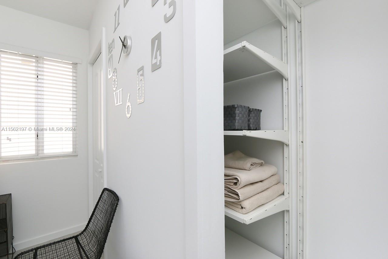 1601 Meridian Ave 210, Miami Beach, Florida 33139, 1 Bedroom Bedrooms, ,1 BathroomBathrooms,Residentiallease,For Rent,1601 Meridian Ave 210,A11562197