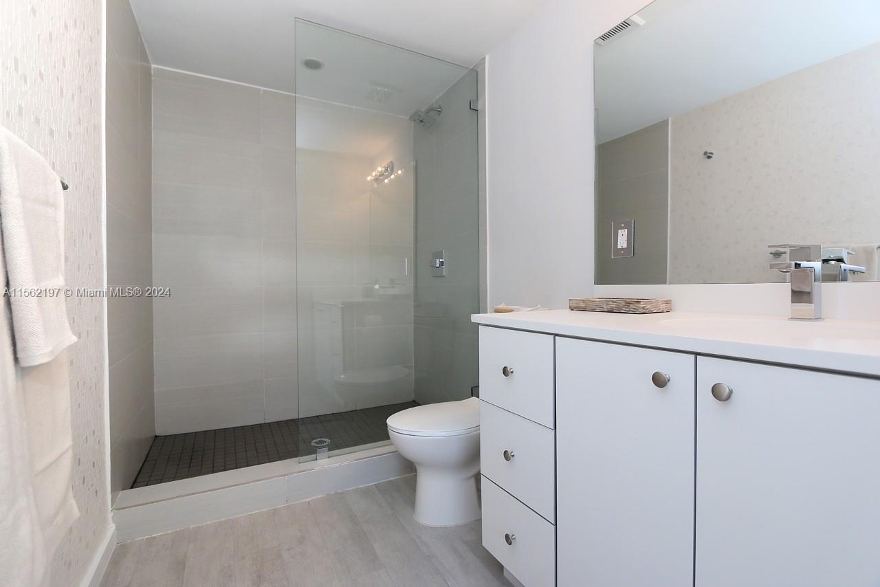 1601 Meridian Ave 210, Miami Beach, Florida 33139, 1 Bedroom Bedrooms, ,1 BathroomBathrooms,Residentiallease,For Rent,1601 Meridian Ave 210,A11562197