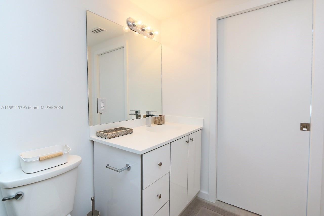 1601 Meridian Ave 210, Miami Beach, Florida 33139, 1 Bedroom Bedrooms, ,1 BathroomBathrooms,Residentiallease,For Rent,1601 Meridian Ave 210,A11562197