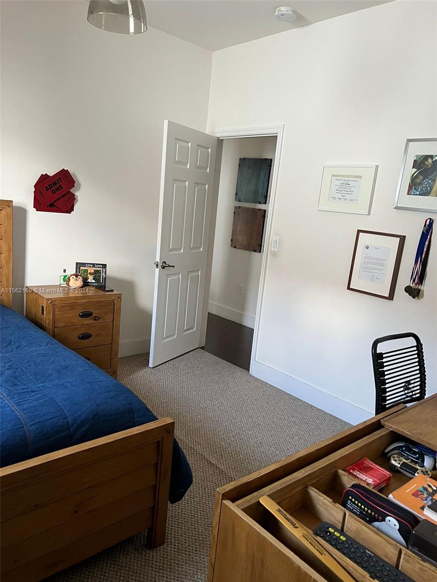 10494 NW 70th Ln, Doral, Florida 33178, 5 Bedrooms Bedrooms, ,4 BathroomsBathrooms,Residential,For Sale,10494 NW 70th Ln,A11562169