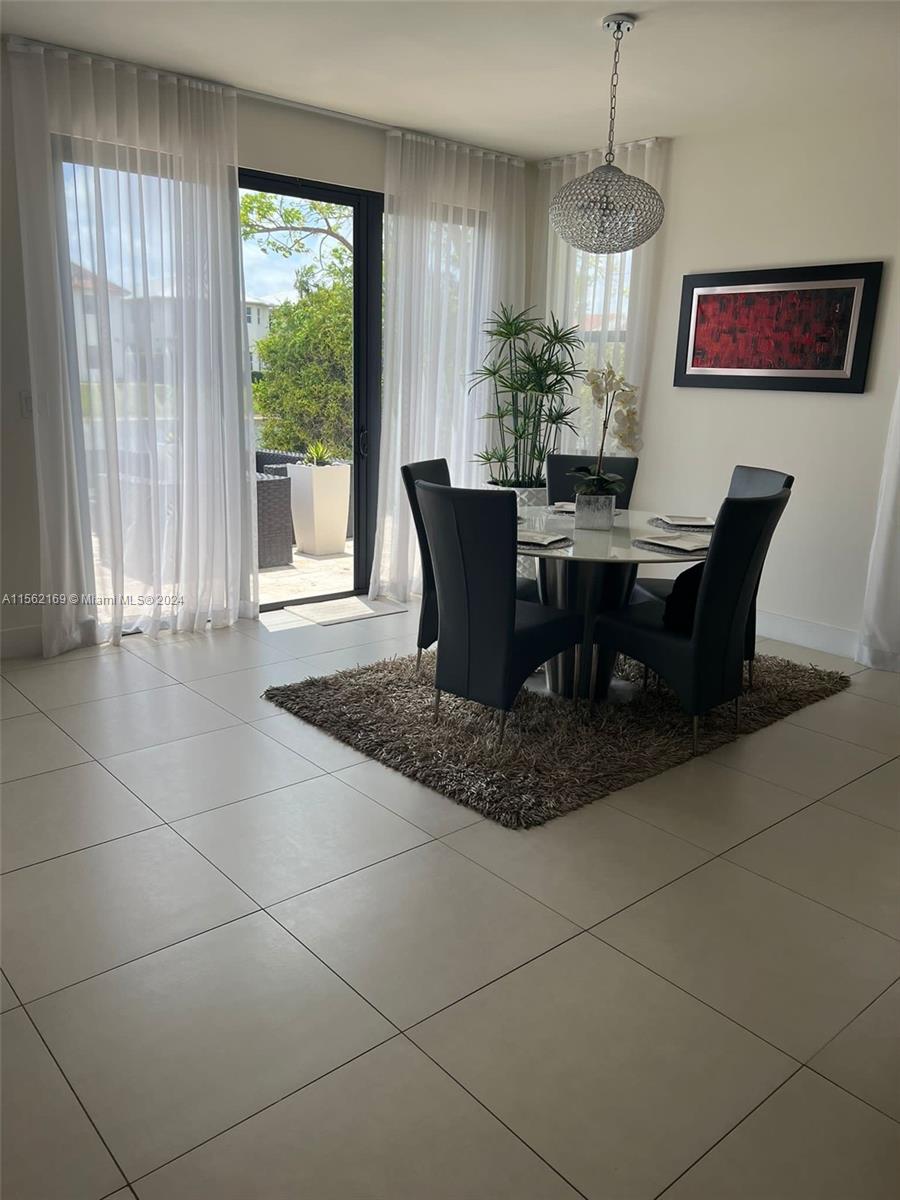 10494 NW 70th Ln, Doral, Florida 33178, 5 Bedrooms Bedrooms, ,4 BathroomsBathrooms,Residential,For Sale,10494 NW 70th Ln,A11562169