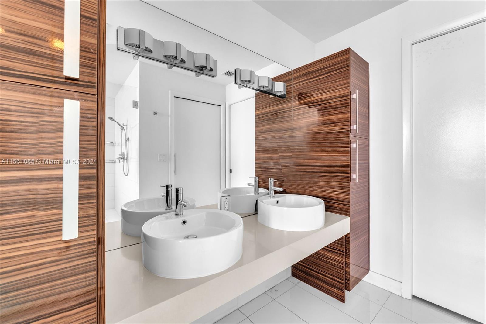 2020 N Bayshore Dr 3205, Miami, Florida 33137, 2 Bedrooms Bedrooms, ,2 BathroomsBathrooms,Residentiallease,For Rent,2020 N Bayshore Dr 3205,A11561885