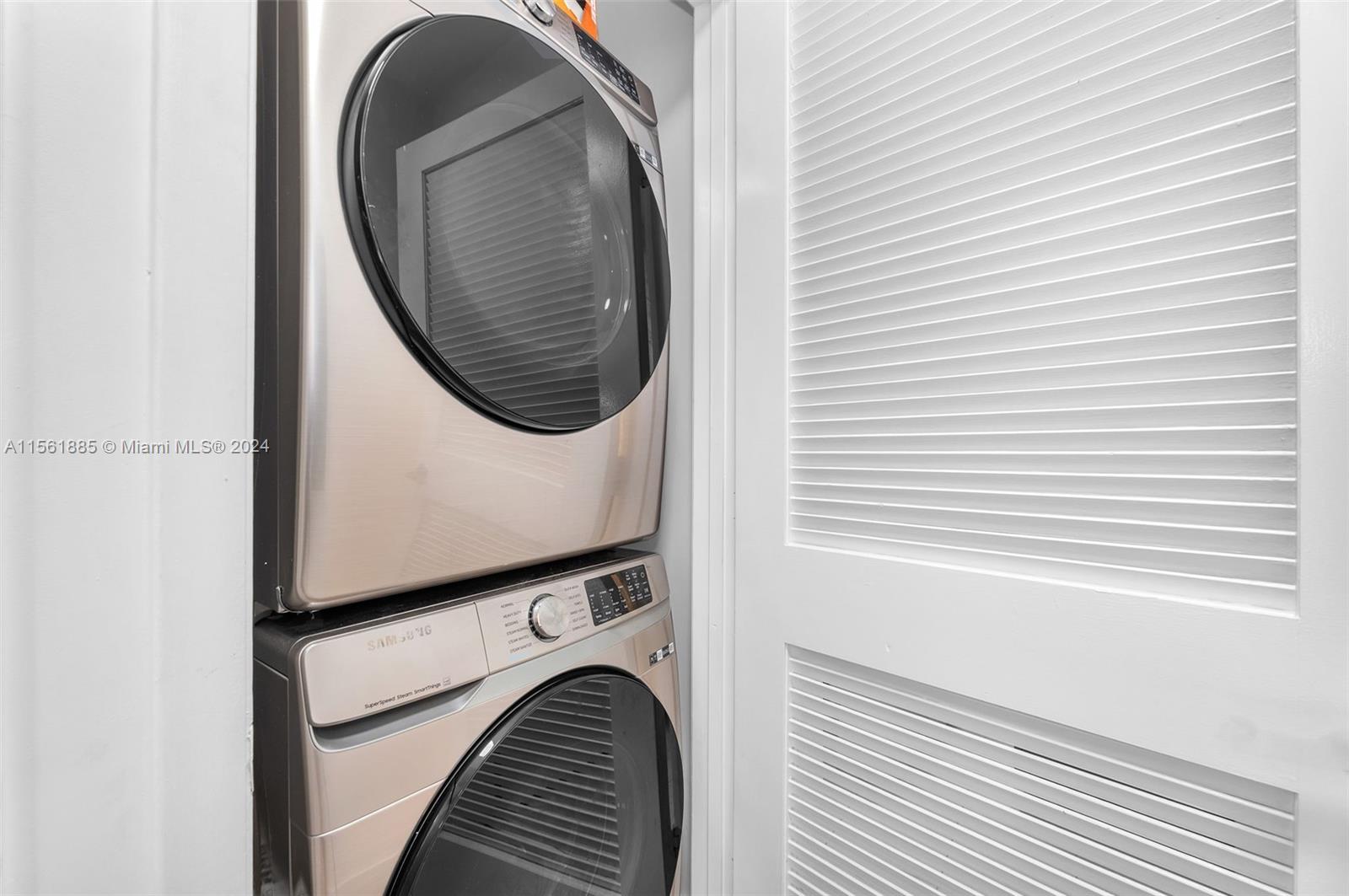 2020 N Bayshore Dr 3205, Miami, Florida 33137, 2 Bedrooms Bedrooms, ,2 BathroomsBathrooms,Residentiallease,For Rent,2020 N Bayshore Dr 3205,A11561885