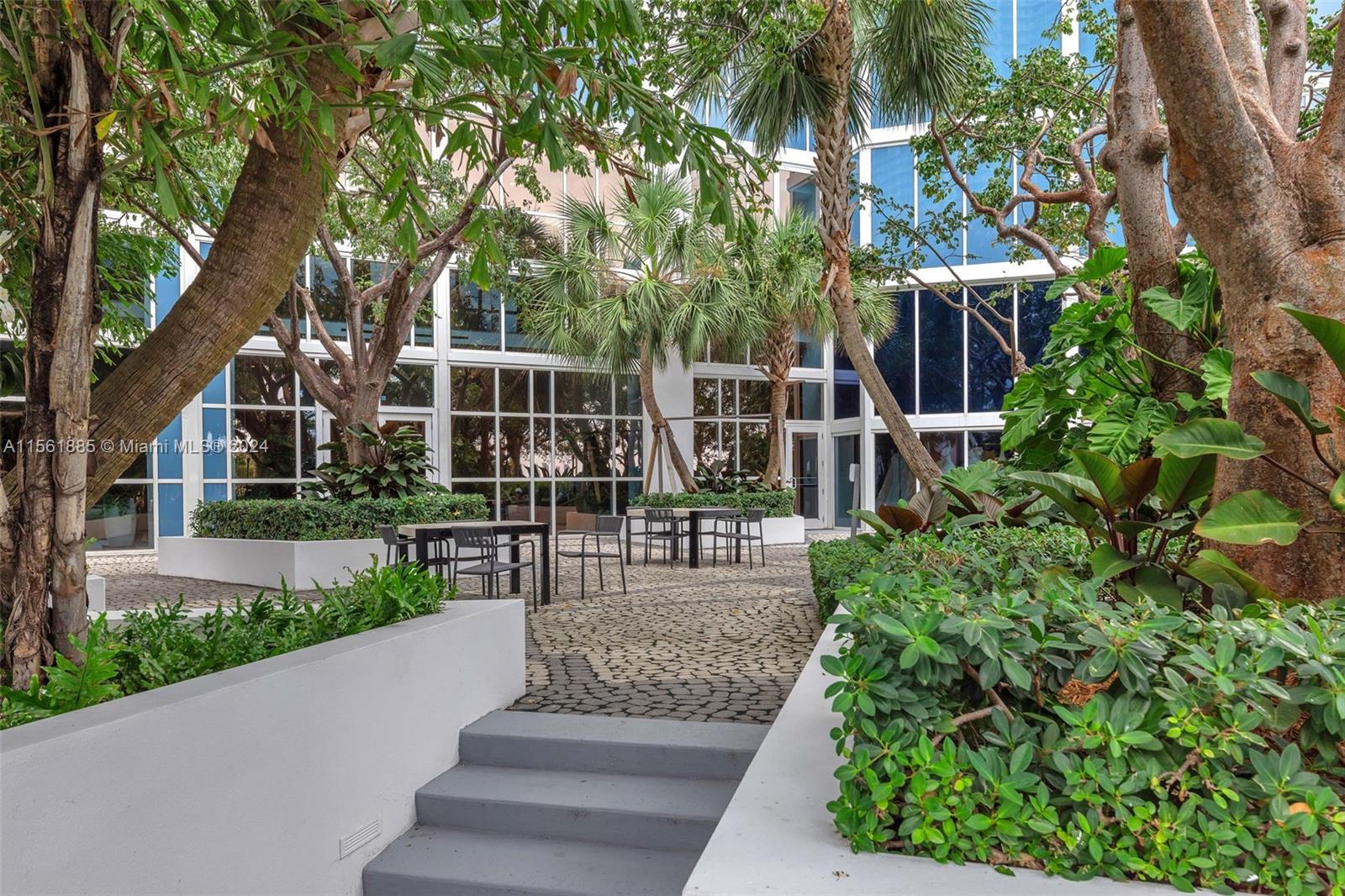 2020 N Bayshore Dr 3205, Miami, Florida 33137, 2 Bedrooms Bedrooms, ,2 BathroomsBathrooms,Residentiallease,For Rent,2020 N Bayshore Dr 3205,A11561885