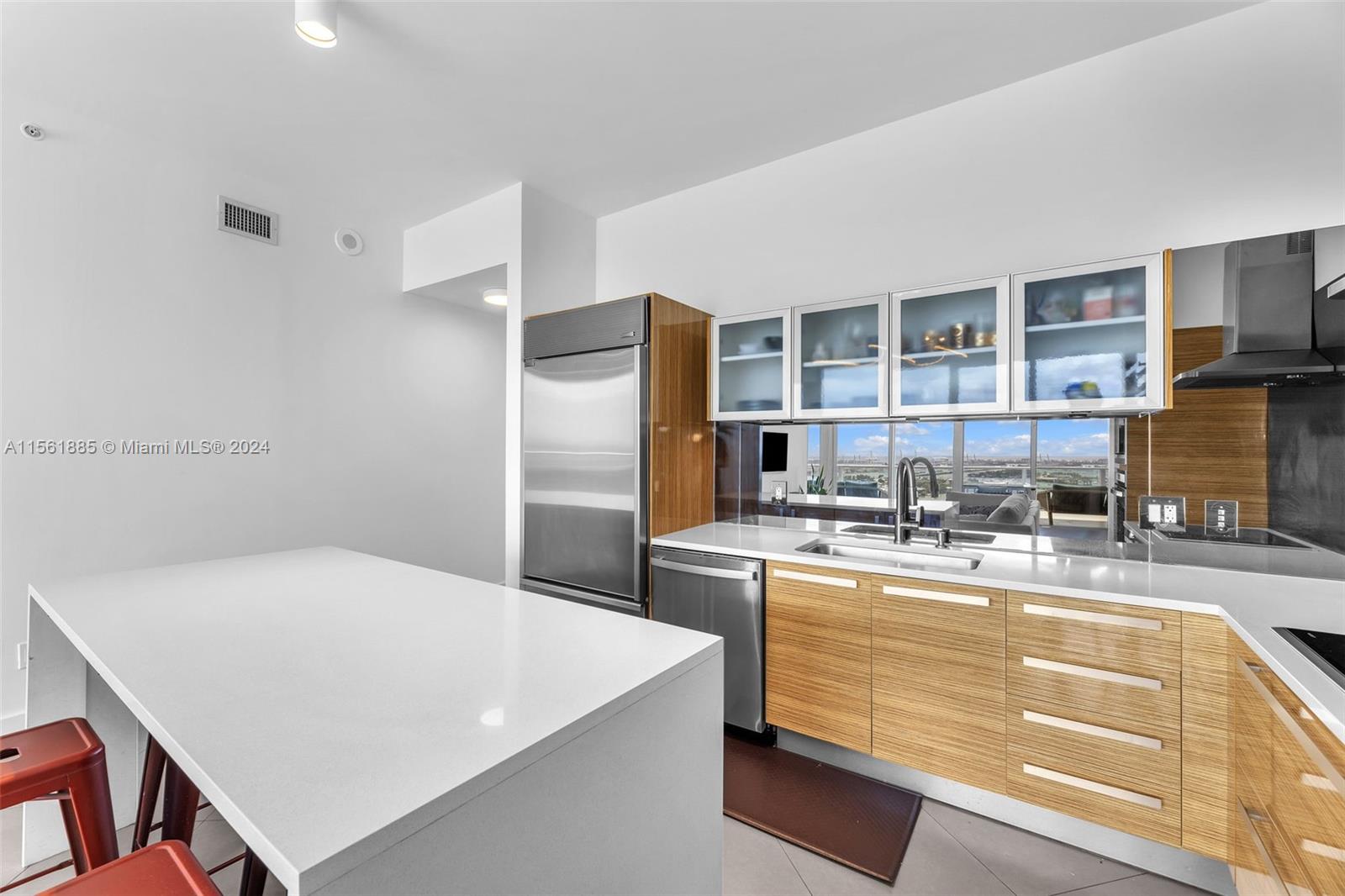 2020 N Bayshore Dr 3205, Miami, Florida 33137, 2 Bedrooms Bedrooms, ,2 BathroomsBathrooms,Residentiallease,For Rent,2020 N Bayshore Dr 3205,A11561885