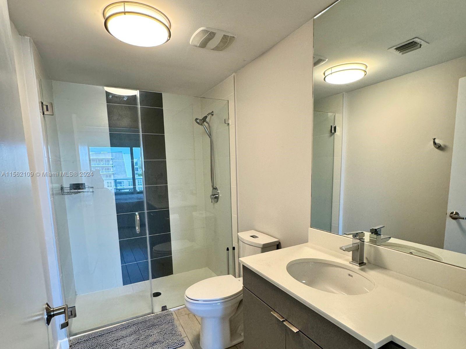 321 NE 26th St 801, Miami, Florida 33137, 2 Bedrooms Bedrooms, ,2 BathroomsBathrooms,Residentiallease,For Rent,321 NE 26th St 801,A11562109