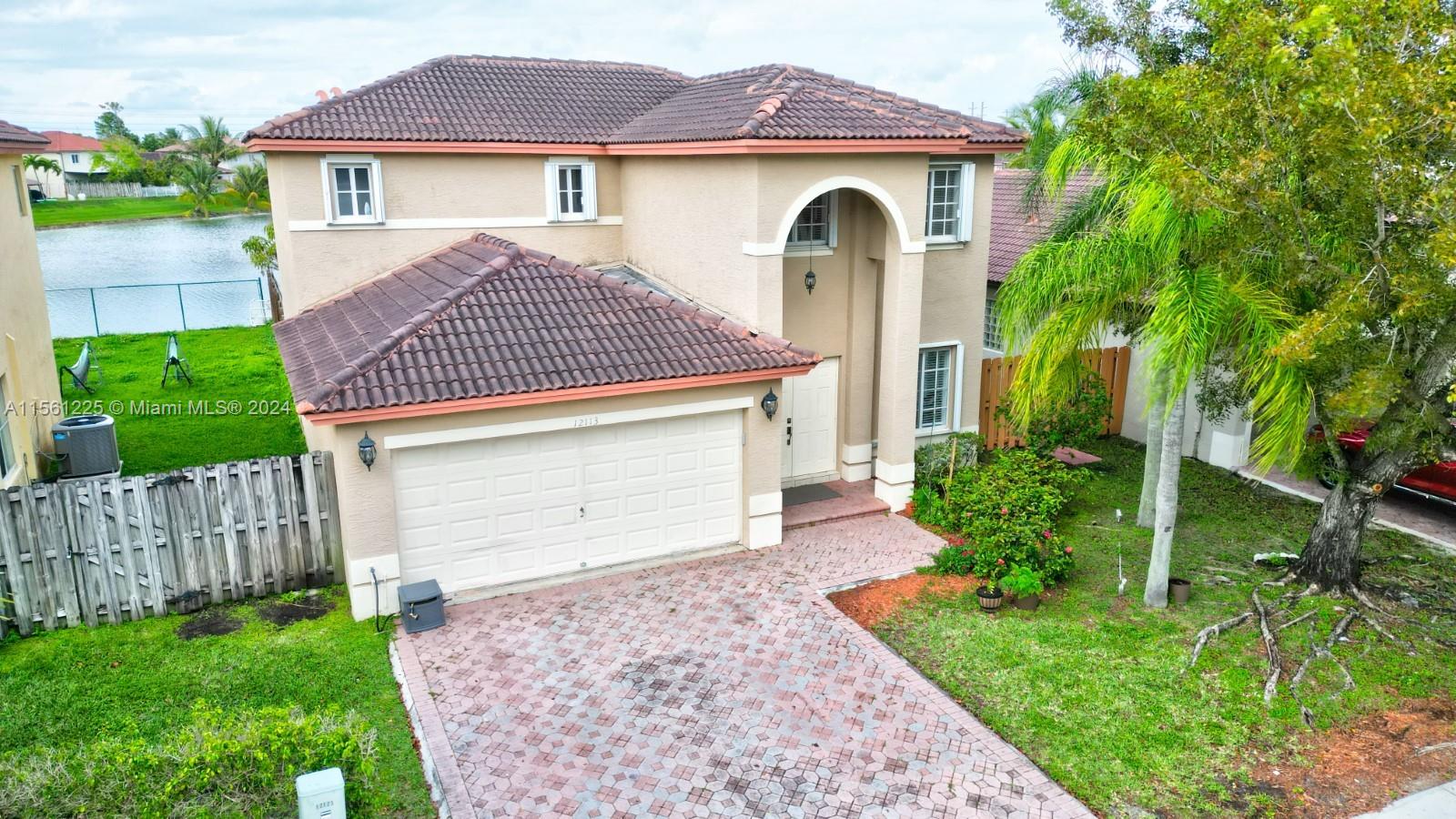 12113 SW 135th Ter  For Sale A11561225, FL