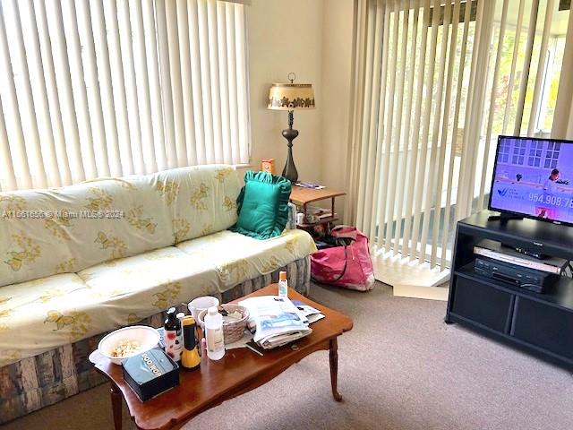 807 N 32nd Ave, Hollywood, Florida 33021, 2 Bedrooms Bedrooms, ,1 BathroomBathrooms,Residential,For Sale,807 N 32nd Ave,A11561656