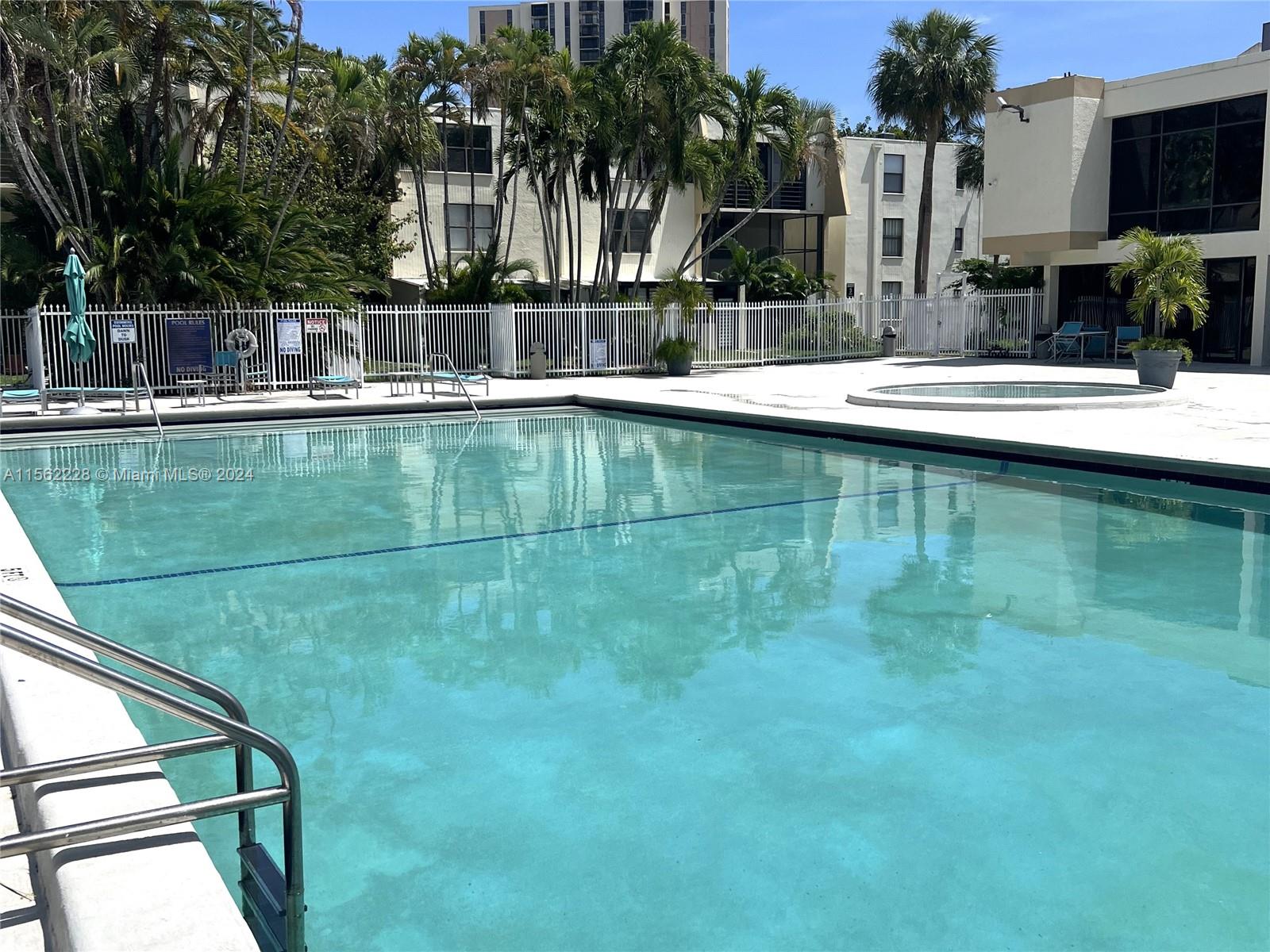 20200 W Country Club Dr PH24, Aventura, Florida 33180, 3 Bedrooms Bedrooms, ,2 BathroomsBathrooms,Residential,For Sale,20200 W Country Club Dr PH24,A11562228