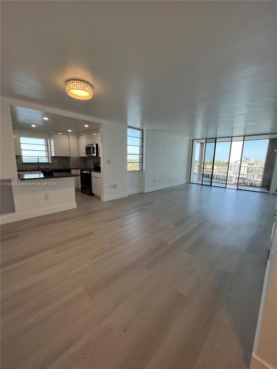 1865 79th St Cswy 12I, North Bay Village, Florida 33141, 1 Bedroom Bedrooms, ,1 BathroomBathrooms,Residential,For Sale,1865 79th St Cswy 12I,A11562204