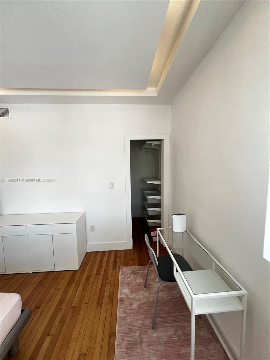 600 15th St 12, Miami Beach, Florida 33139, 1 Bedroom Bedrooms, ,1 BathroomBathrooms,Residentiallease,For Rent,600 15th St 12,A11562241