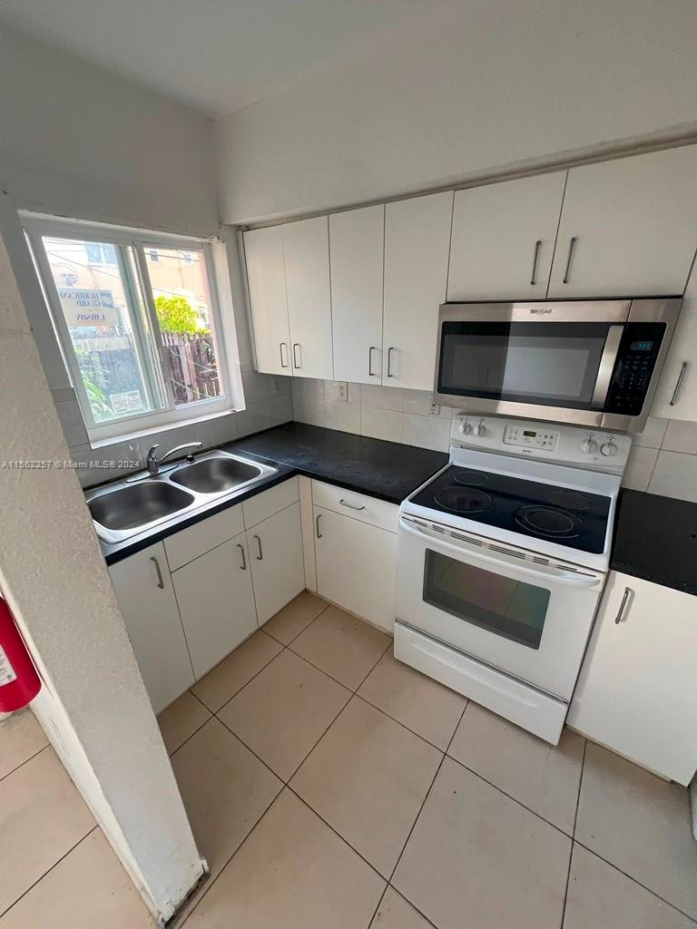 304 NW 84th Ter 304, Miami, Florida 33150, 3 Bedrooms Bedrooms, ,2 BathroomsBathrooms,Residentiallease,For Rent,304 NW 84th Ter 304,A11562257