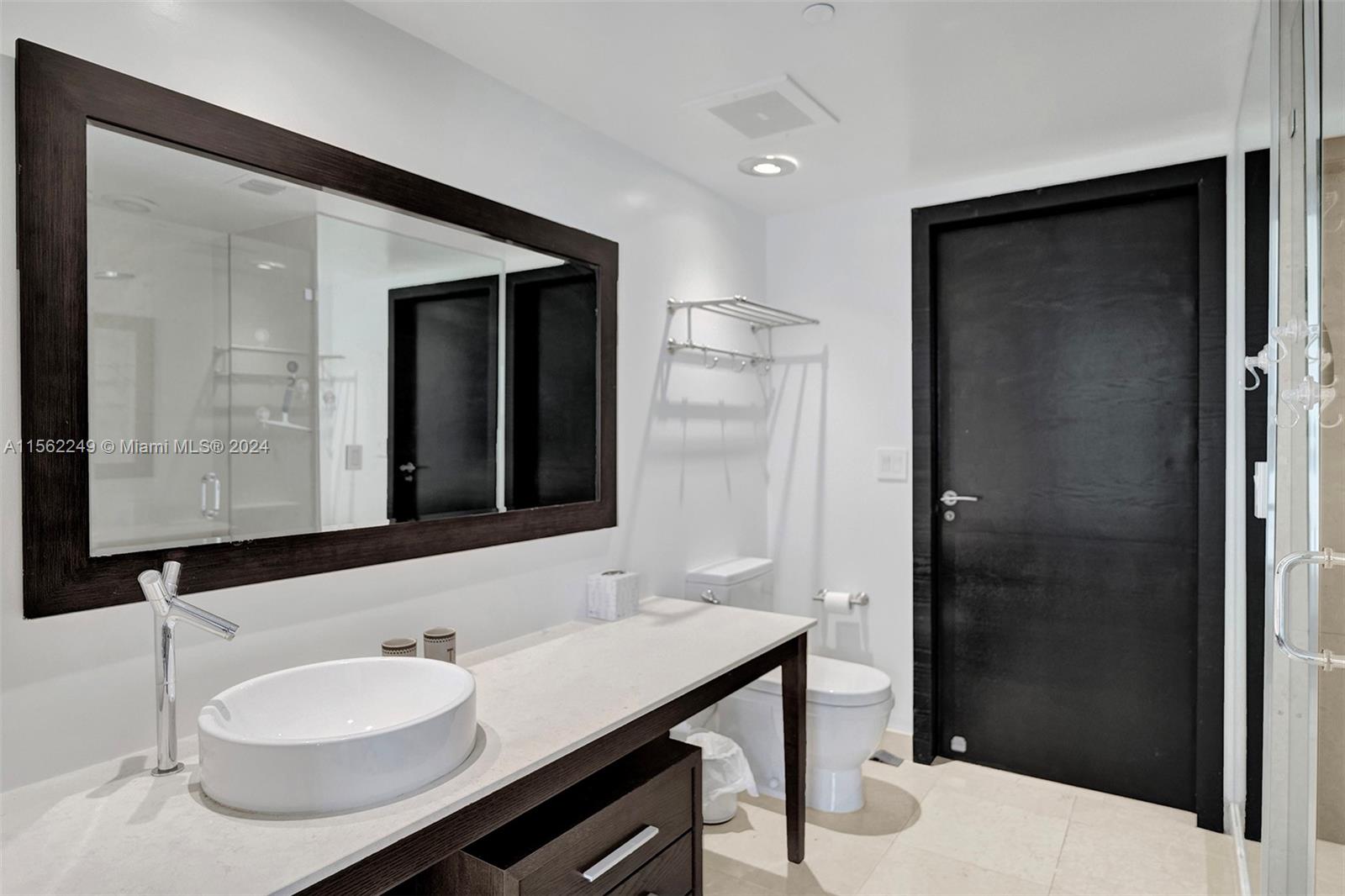 465 Brickell Ave 1905, Miami, Florida 33131, 2 Bedrooms Bedrooms, ,2 BathroomsBathrooms,Residentiallease,For Rent,465 Brickell Ave 1905,A11562249