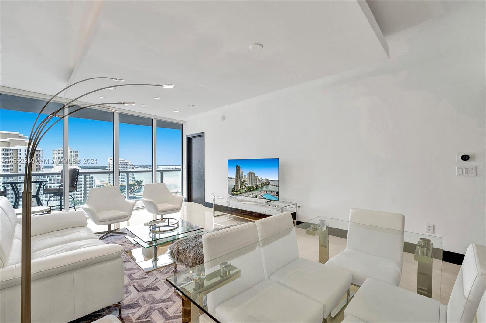 465 Brickell Ave 1905, Miami, Florida 33131, 2 Bedrooms Bedrooms, ,2 BathroomsBathrooms,Residentiallease,For Rent,465 Brickell Ave 1905,A11562249