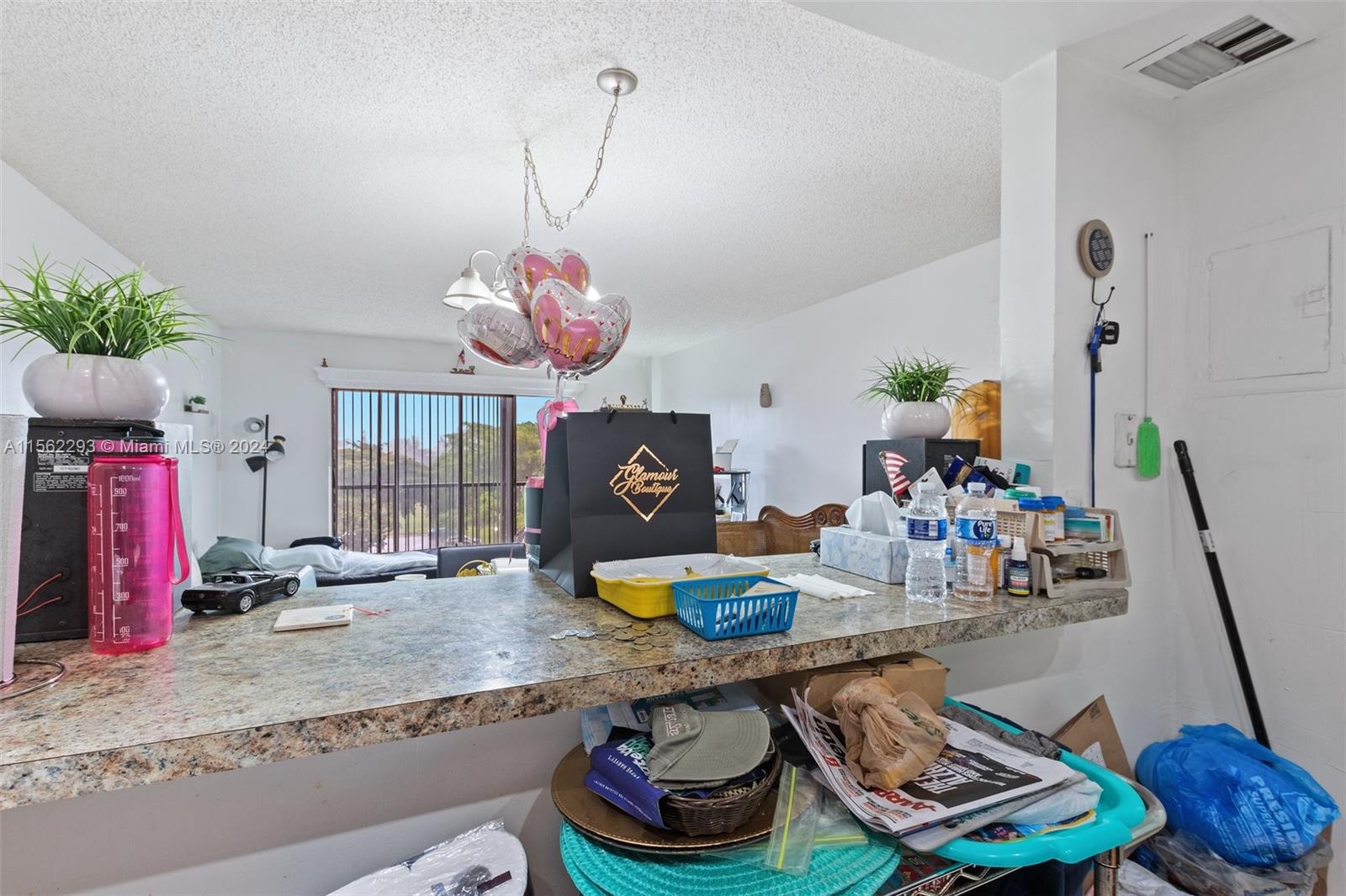 4174 Inverrary Dr 510, Lauderhill, Florida 33319, 1 Bedroom Bedrooms, ,1 BathroomBathrooms,Residential,For Sale,4174 Inverrary Dr 510,A11562293