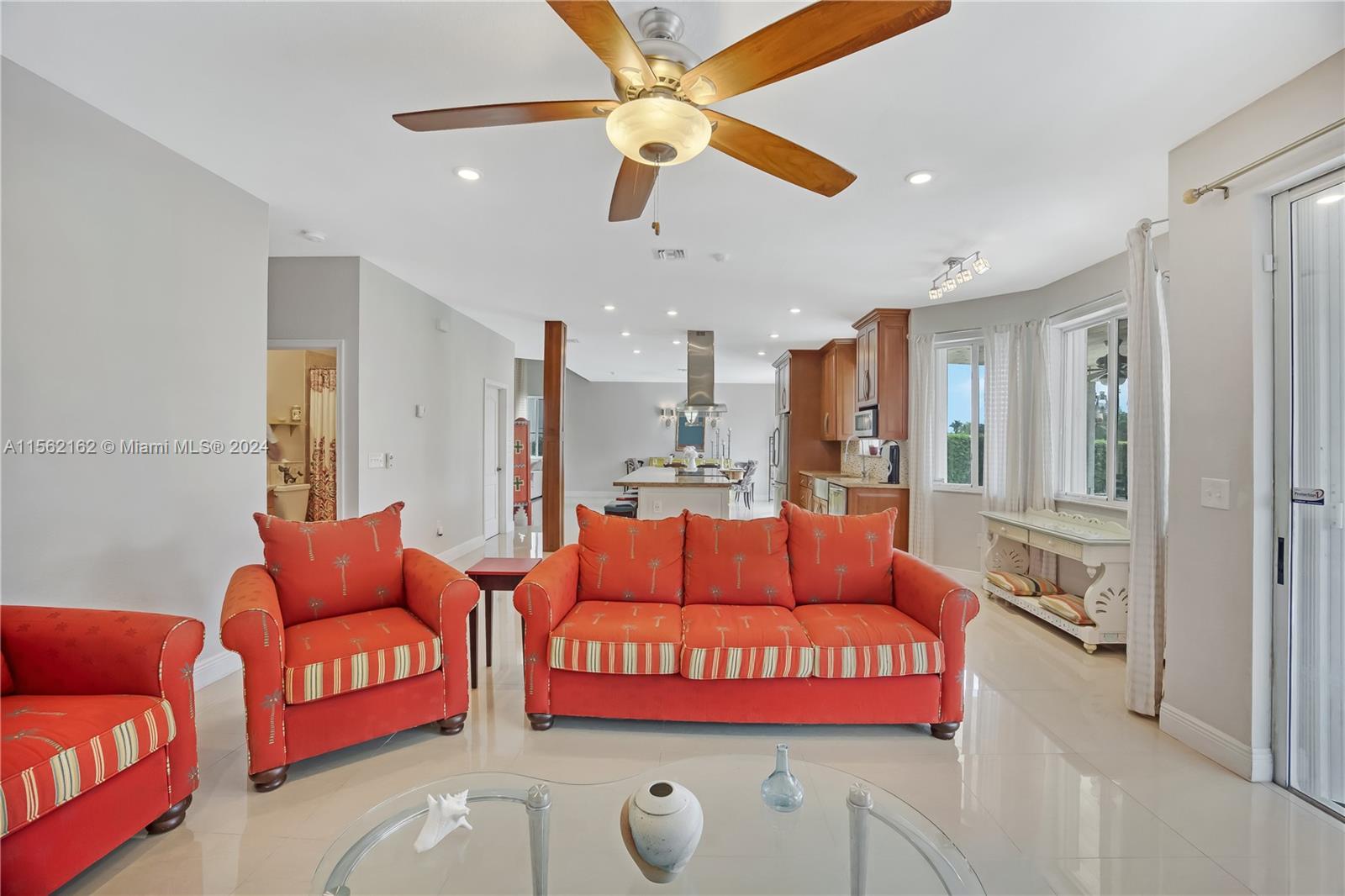 1990 SE 23rd Ct, Homestead, Florida 33035, 6 Bedrooms Bedrooms, 10 Rooms Rooms,4 BathroomsBathrooms,Residential,For Sale,1990 SE 23rd Ct,A11562162