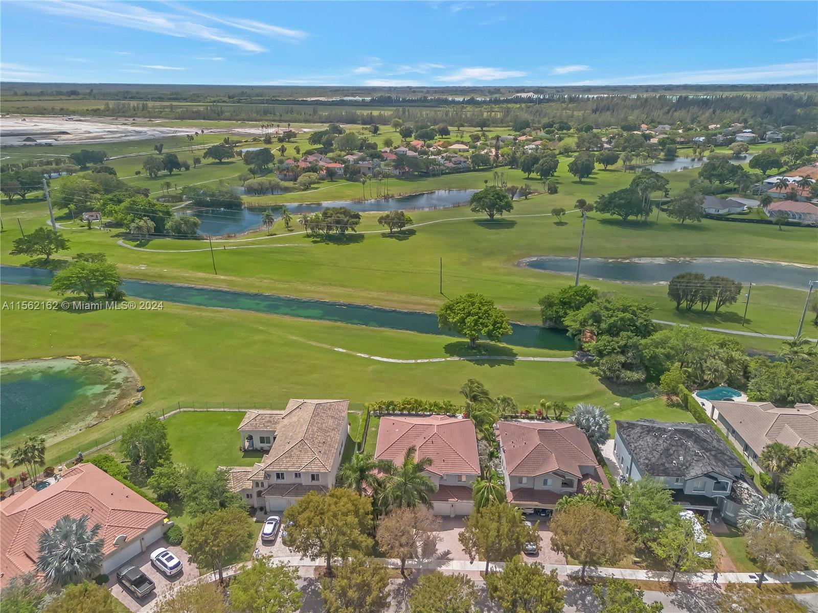 1990 SE 23rd Ct, Homestead, Florida 33035, 6 Bedrooms Bedrooms, 10 Rooms Rooms,4 BathroomsBathrooms,Residential,For Sale,1990 SE 23rd Ct,A11562162