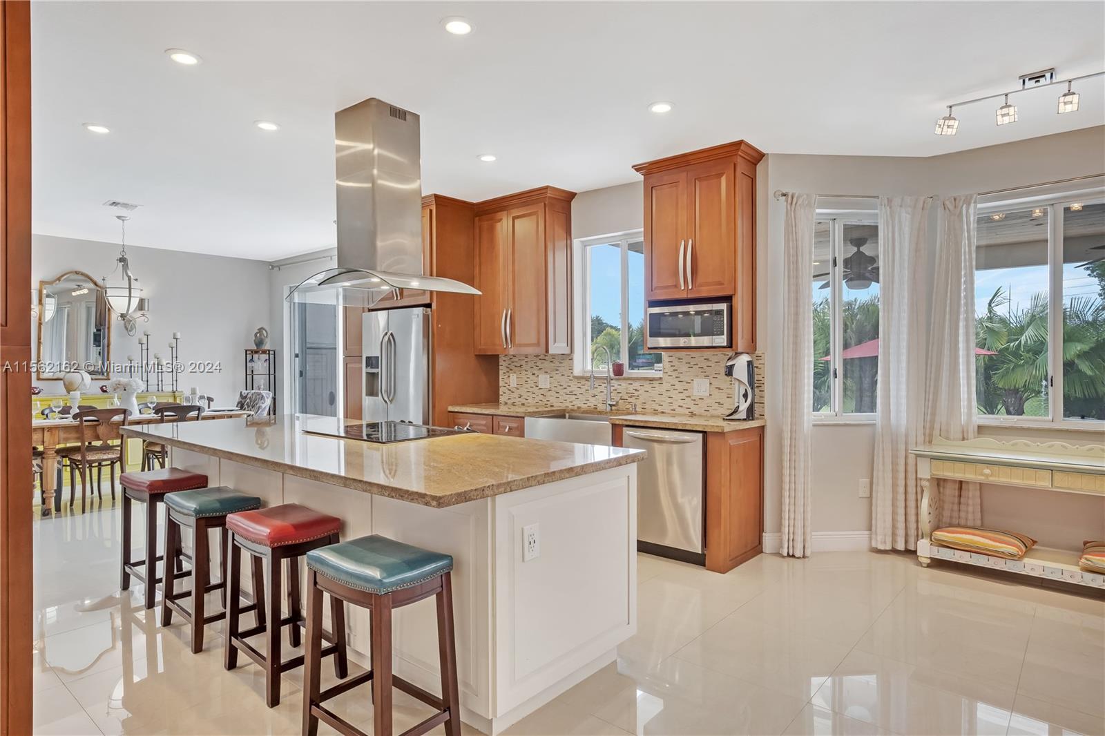 1990 SE 23rd Ct, Homestead, Florida 33035, 6 Bedrooms Bedrooms, 10 Rooms Rooms,4 BathroomsBathrooms,Residential,For Sale,1990 SE 23rd Ct,A11562162