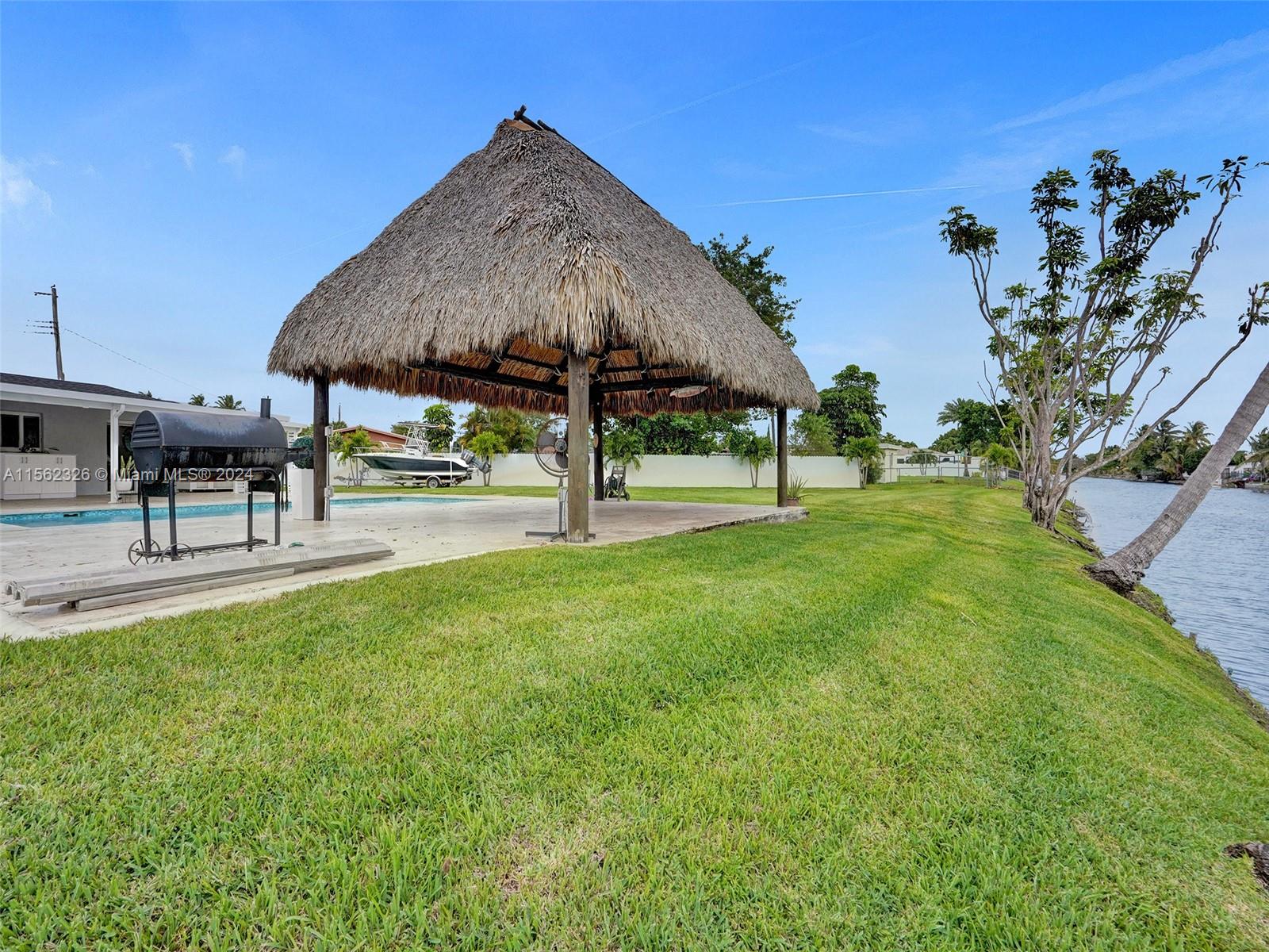 17425 NW 77th Ct, Hialeah, Florida 33015, 3 Bedrooms Bedrooms, ,2 BathroomsBathrooms,Residential,For Sale,17425 NW 77th Ct,A11562326