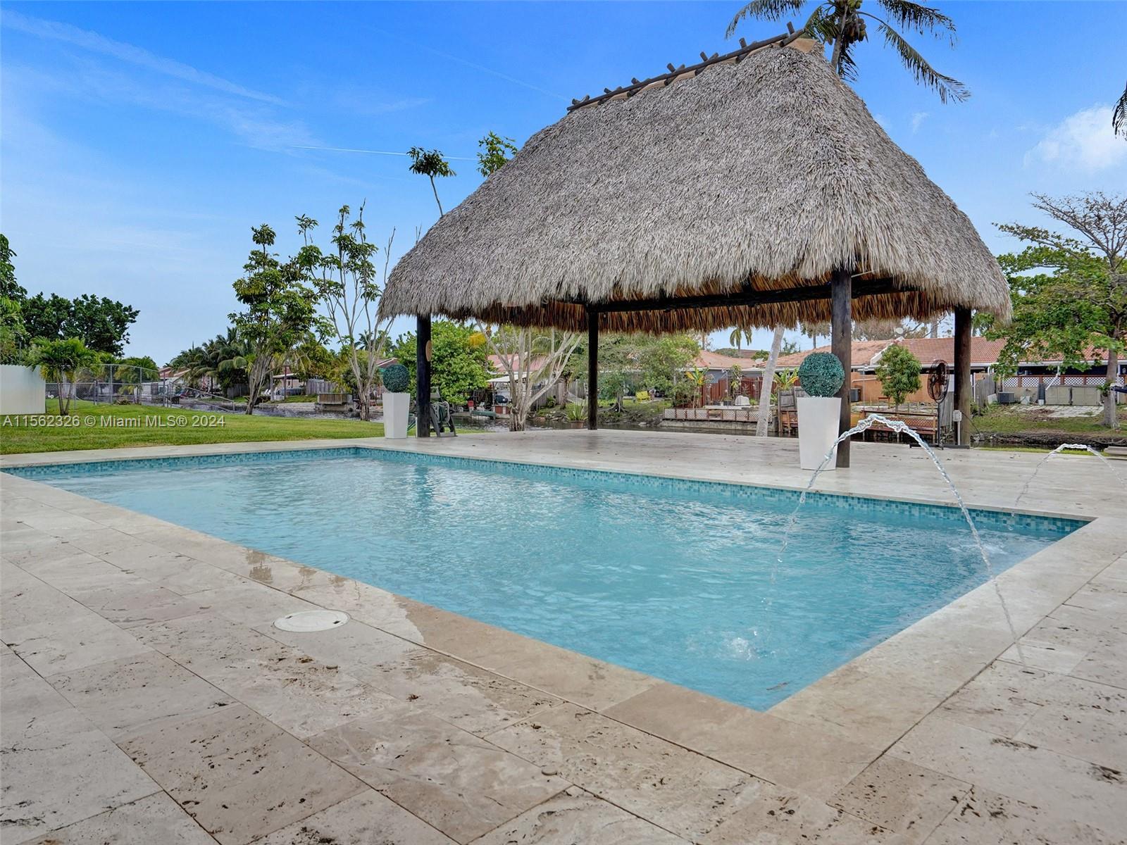 17425 NW 77th Ct, Hialeah, Florida 33015, 3 Bedrooms Bedrooms, ,2 BathroomsBathrooms,Residential,For Sale,17425 NW 77th Ct,A11562326