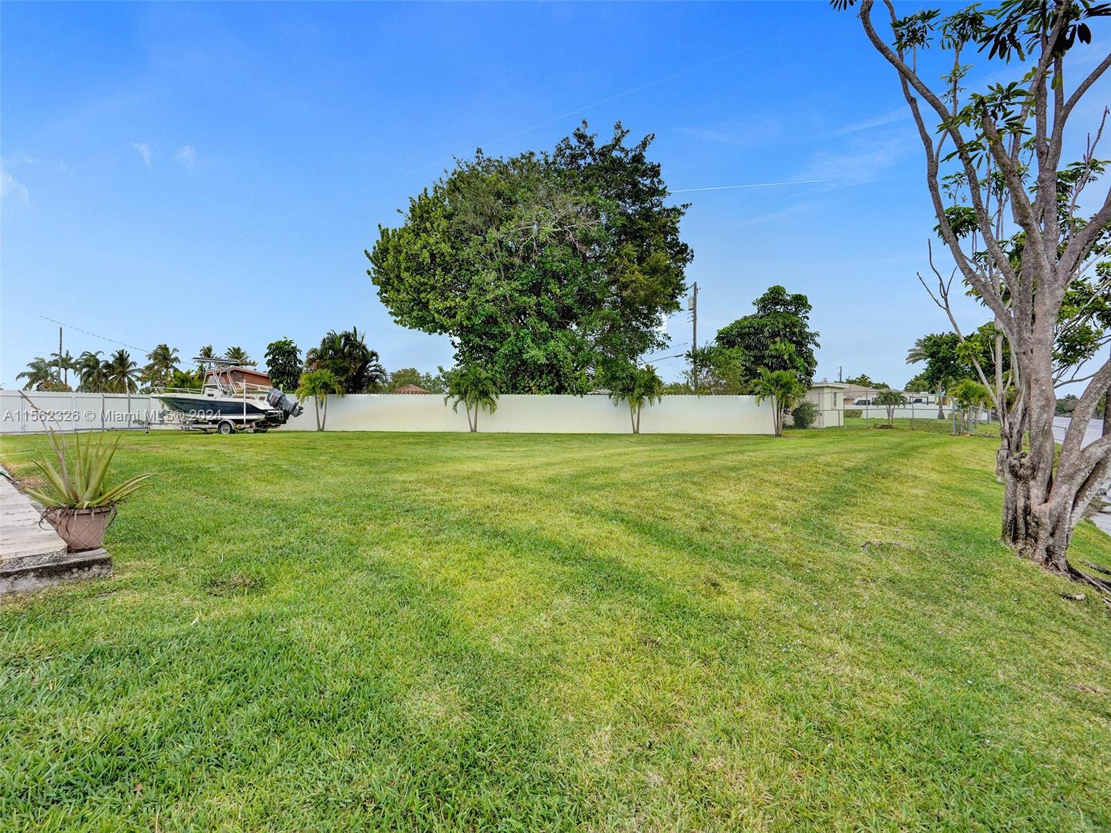 17425 NW 77th Ct, Hialeah, Florida 33015, 3 Bedrooms Bedrooms, ,2 BathroomsBathrooms,Residential,For Sale,17425 NW 77th Ct,A11562326