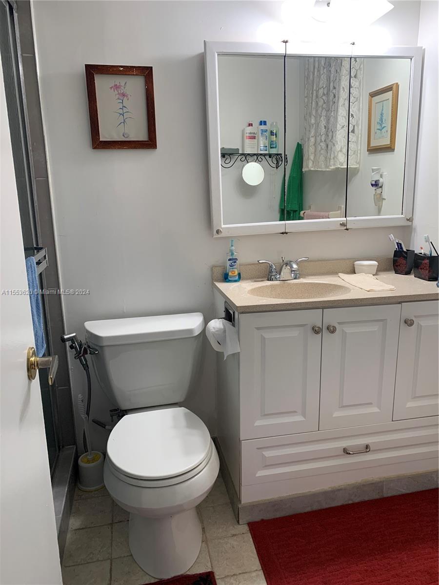 220 SW 9th Ave 521, Hallandale Beach, Florida 33009, 2 Bedrooms Bedrooms, ,2 BathroomsBathrooms,Residential,For Sale,220 SW 9th Ave 521,A11553620