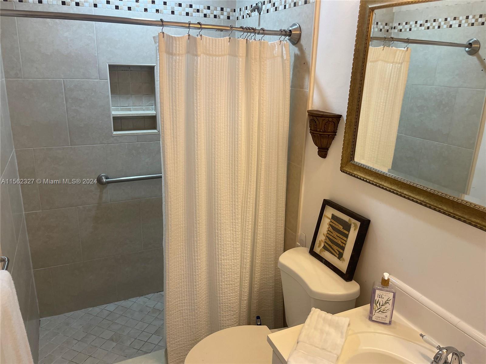 8205 NW 57th Ct, Tamarac, Florida 33321, 2 Bedrooms Bedrooms, ,2 BathroomsBathrooms,Residential,For Sale,8205 NW 57th Ct,A11562327