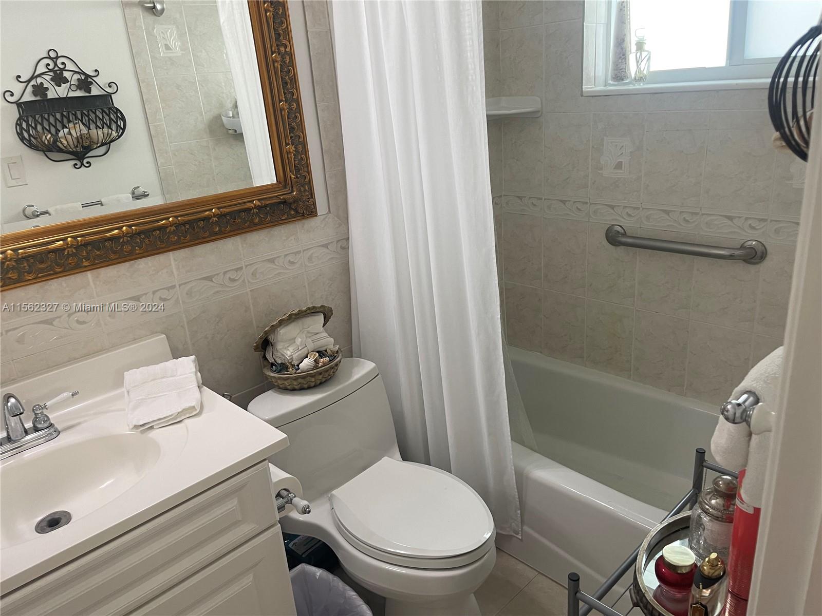 8205 NW 57th Ct, Tamarac, Florida 33321, 2 Bedrooms Bedrooms, ,2 BathroomsBathrooms,Residential,For Sale,8205 NW 57th Ct,A11562327