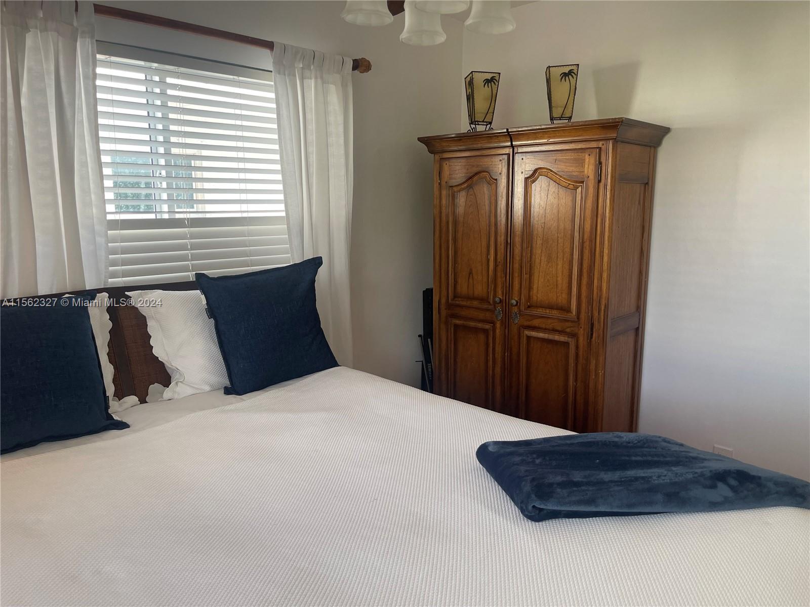 8205 NW 57th Ct, Tamarac, Florida 33321, 2 Bedrooms Bedrooms, ,2 BathroomsBathrooms,Residential,For Sale,8205 NW 57th Ct,A11562327