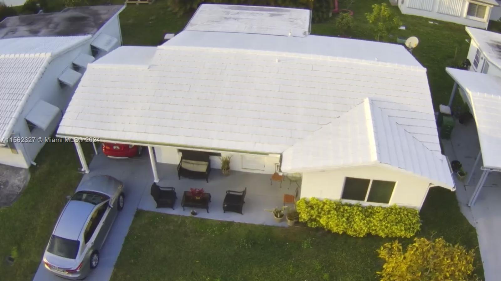 8205 NW 57th Ct, Tamarac, Florida 33321, 2 Bedrooms Bedrooms, ,2 BathroomsBathrooms,Residential,For Sale,8205 NW 57th Ct,A11562327