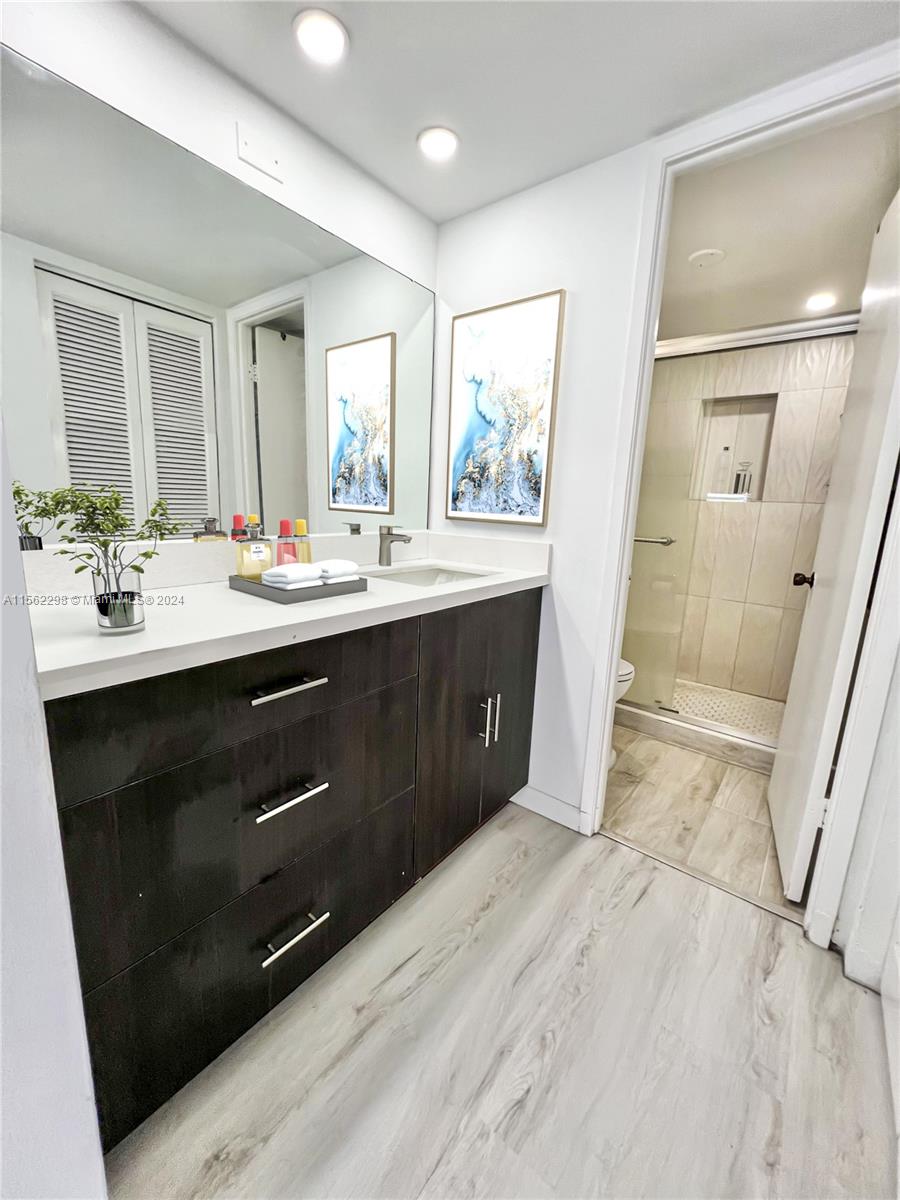 600 NE 36th St 1007, Miami, Florida 33137, 2 Bedrooms Bedrooms, ,2 BathroomsBathrooms,Residential,For Sale,600 NE 36th St 1007,A11562298